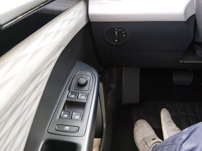 2024 Volkswagen Taos - Photo 13