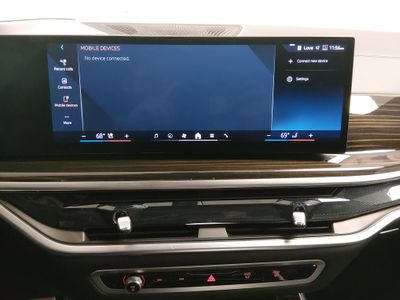 2025 BMW X5 - Photo 13