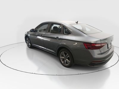 2024 Volkswagen Jetta - Photo 5