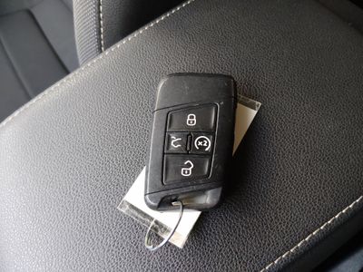 2024 Volkswagen Taos - Photo 15