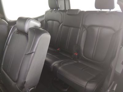2024 Jeep Wagoneer - Photo 18
