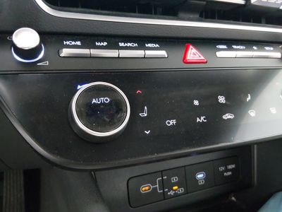 2024 Hyundai Sonata - Photo 17