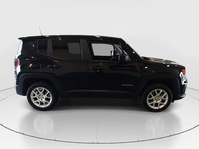 2023 Jeep Renegade - Photo 8