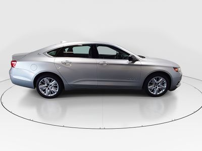 2019 Chevrolet Impala - Photo 8