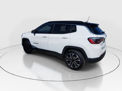 2024 Jeep Compass - Photo 4