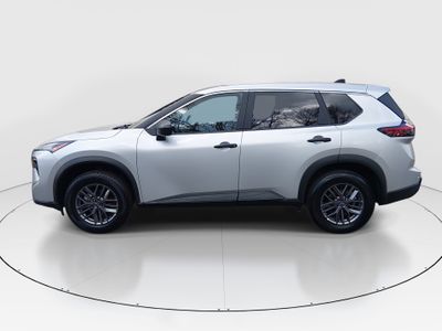 2024 Nissan Rogue - Photo 4