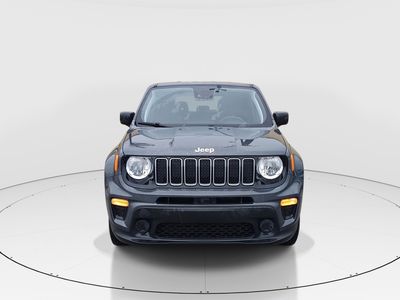 2023 Jeep Renegade - Photo 2