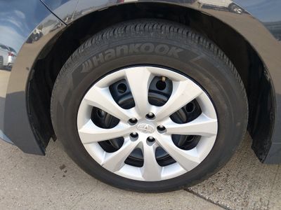 2024 Toyota Corolla - Photo 10