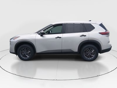 2024 Nissan Rogue - Photo 4