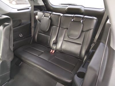 2023 Ford Explorer — photo 18 view