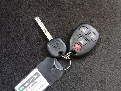 2023 Chevrolet Express Passenger - Photo 15