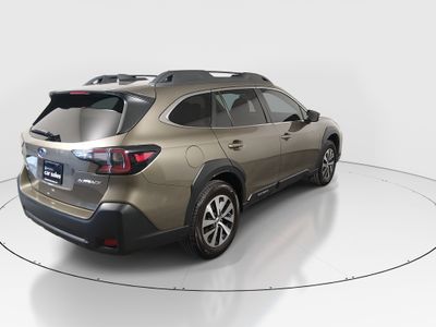 2023 Subaru Outback - Photo 7