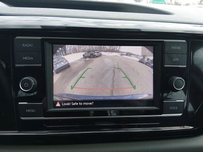 2024 Volkswagen Taos - Photo 16