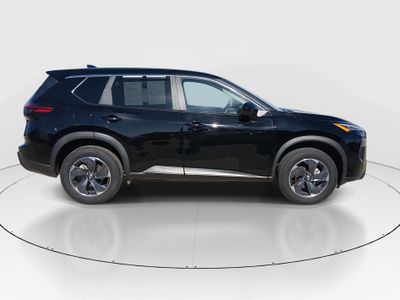 2024 Nissan Rogue - Photo 8