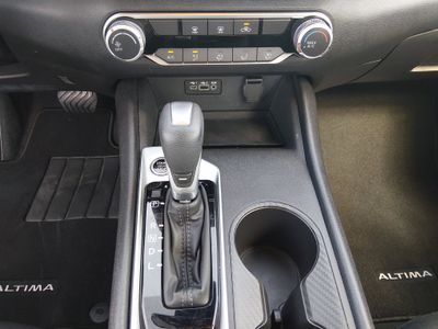 2025 Nissan Altima - Photo 13