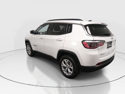 2024 Jeep Compass - Photo 5