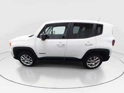 2023 Jeep Renegade - Photo 4