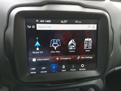 2023 Jeep Renegade - Photo 18