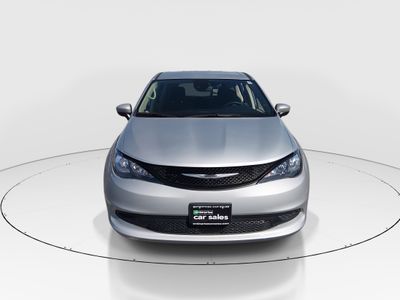 2023 Chrysler Voyager - Photo 2