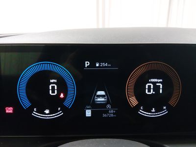 2025 Hyundai Tucson — photo 14 view