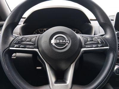 2024 Nissan Altima — photo 12 view