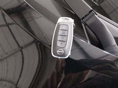 2025 Nissan Versa - Photo 15