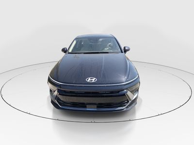 2025 Hyundai Sonata - Photo 2