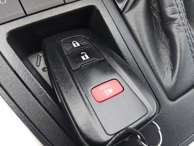 2024 Toyota RAV4 - Photo 15