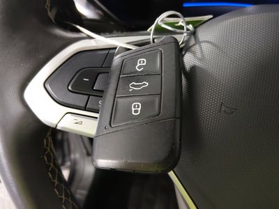 2024 Volkswagen Taos - Photo 15