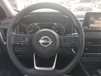 2022 Nissan Rogue — photo 12 view