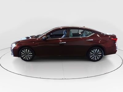 2024 Nissan Altima - Photo 4