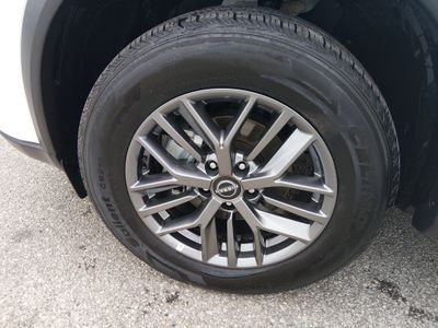 2024 Nissan Rogue - Photo 10