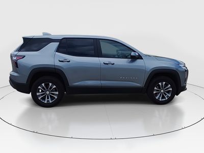2025 Chevrolet Equinox - Photo 8