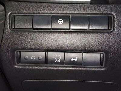 2025 Nissan Rogue - Photo 13