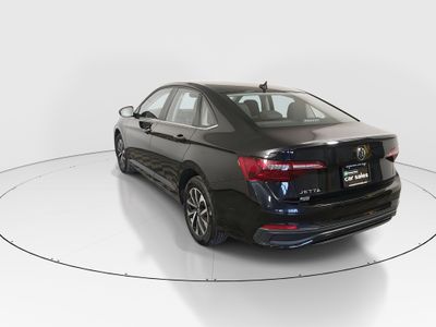 2024 Volkswagen Jetta - Photo 5