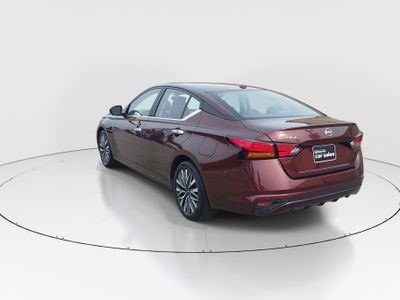 2025 Nissan Altima - Photo 5