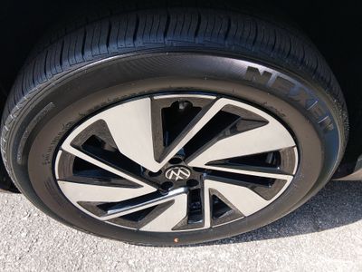 2024 Volkswagen Atlas - Photo 10