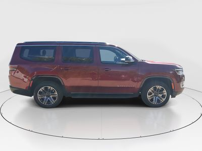 2024 Jeep Wagoneer - Photo 8