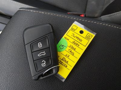 2024 Volkswagen Taos - Photo 15