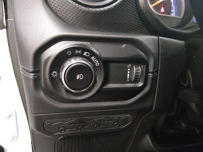 2024 Jeep Wrangler - Photo 13