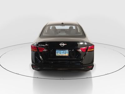 2025 Nissan Altima - Photo 6