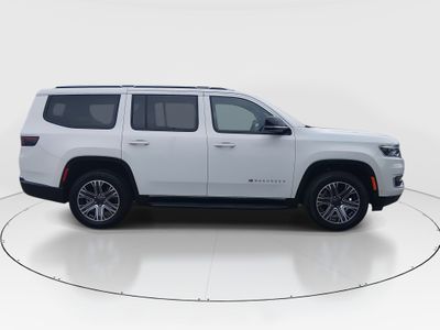 2024 Jeep Wagoneer - Photo 8
