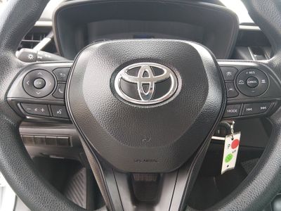 2025 Toyota Corolla - Photo 12