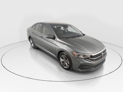 2024 Volkswagen Jetta SE Auto — front three-quarter view