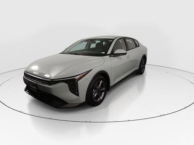 2025 Kia K4 - Photo 3