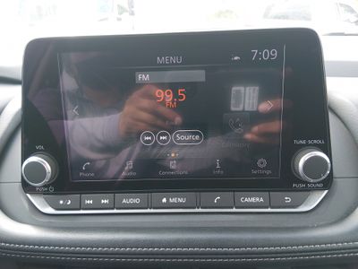 2024 Nissan Rogue - Photo 18