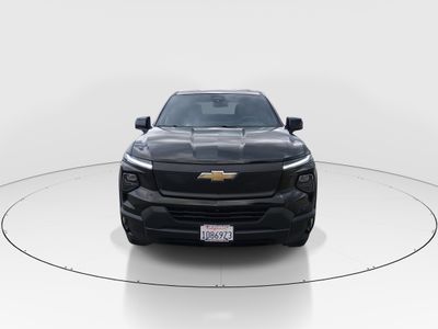 2024 Chevrolet Silverado EV - Photo 2