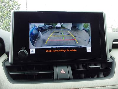 2024 Toyota RAV4 - Photo 16