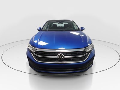 2024 Volkswagen Jetta - Photo 2