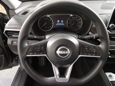 2024 Nissan Altima — photo 12 view